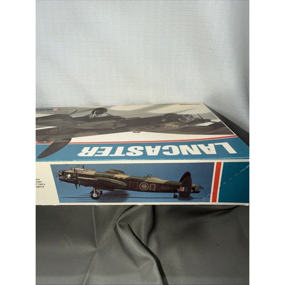 Vtg USAirfix Lancaster British Bomber Model Kit 1/72 Scale 100% Complete Unbuilt